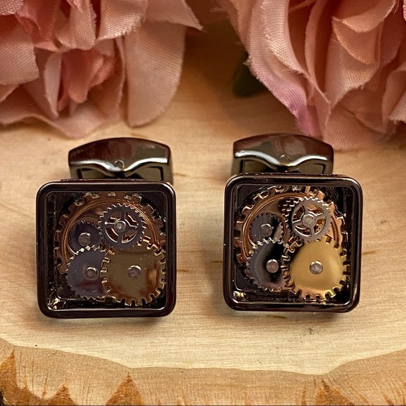 Steampunk Square Open Face Gunmetal Clock Gears Cufflinks - Picture 10 of 17
